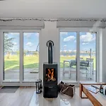 An Der Ostsee By Seeblick Ferien Oro, Direkte Wasserlage,sauna, E-saeule