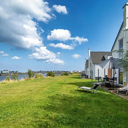An Der Ostsee By Seeblick Ferien Oro, Direkte Wasserlage,sauna, E-saeule Holiday home *