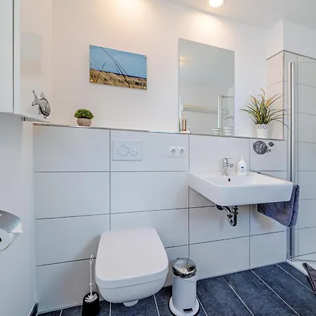 An Der Ostsee By Seeblick Ferien Oro, Direkte Wasserlage,sauna, E-saeule בית נופש *