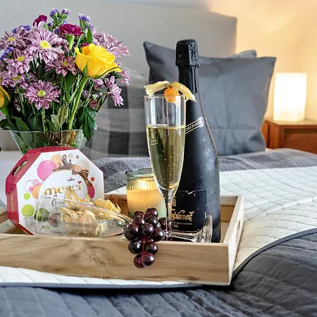 An Der Ostsee By Seeblick Ferien Oro, Direkte Wasserlage,sauna, E-saeule Olpenitz