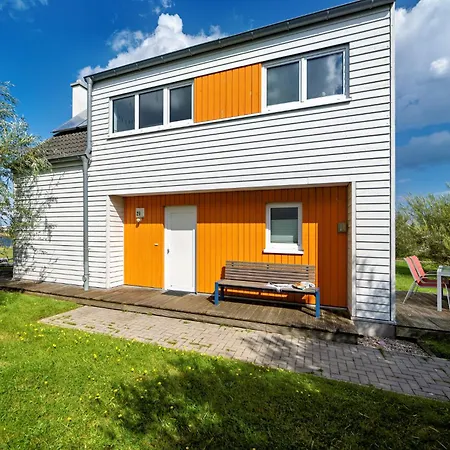 An Der Ostsee By Seeblick Ferien Oro, Direkte Wasserlage,sauna, E-saeule Dom wakacyjny *