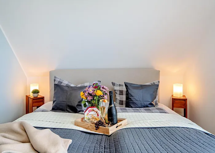 Casa de Férias An Der Ostsee By Seeblick Ferien Oro, Direkte Wasserlage,sauna, E-saeule *